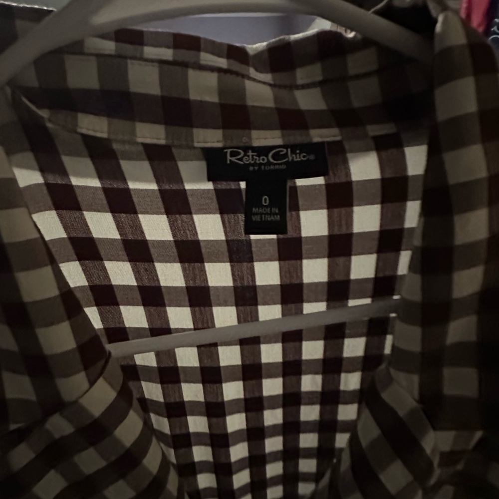 Retro Chic Gingham Pattern Button Down - image 4